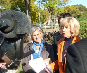 Anne Lindsey and Vicki Burns at Press Conference- September 24, 2012 