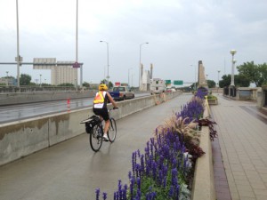 Norwood Bridge 4 cyclist