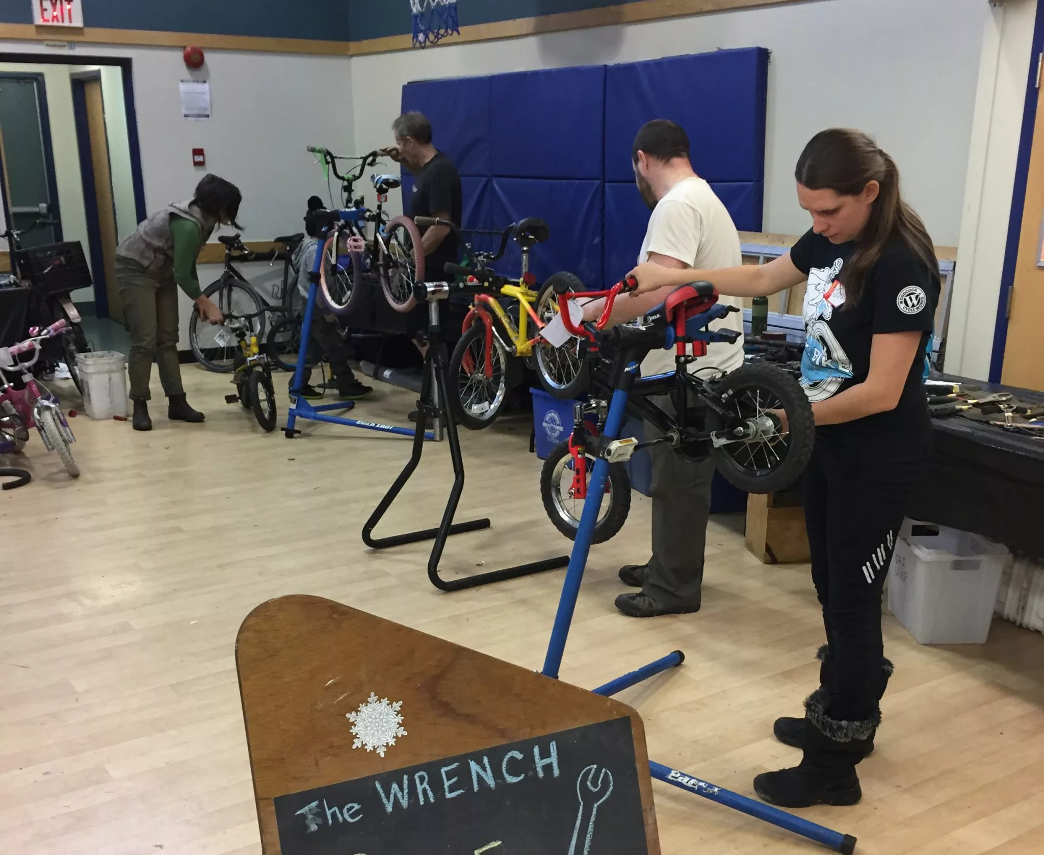 bike repair workshop presented by WRENCH